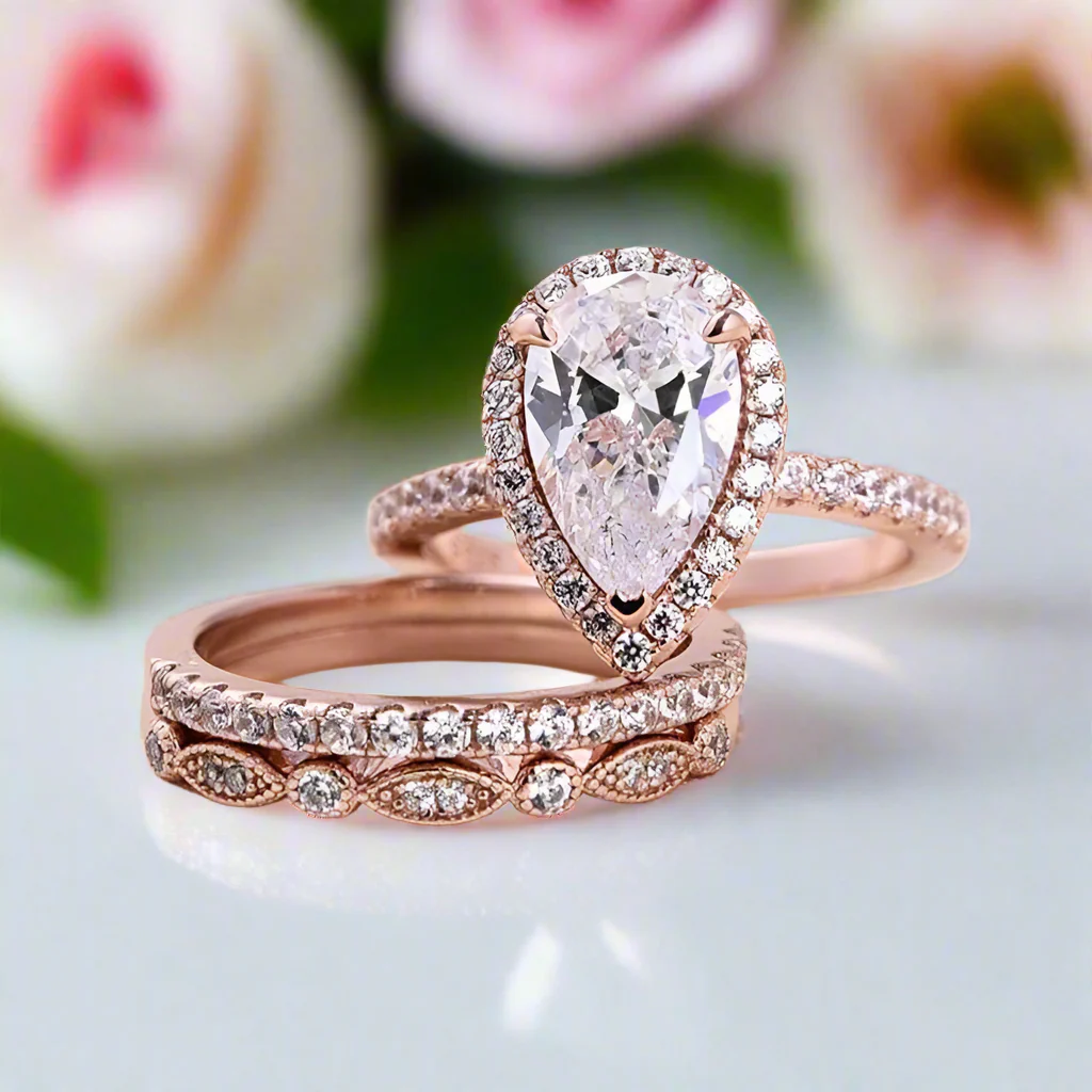 Gold Engagement Ring For Womens Image