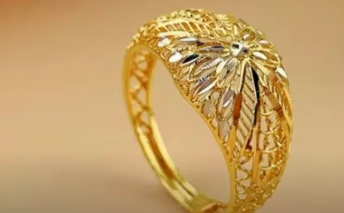 Rings For Ladies In Gold