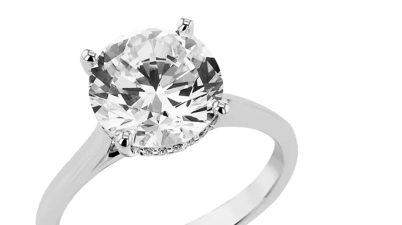 Round Diamond Engagement Ring